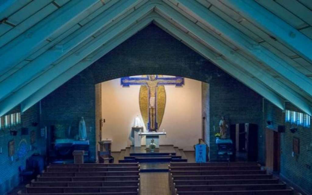 Interior of the Church and the mural above the high altar (Modern Moocher)