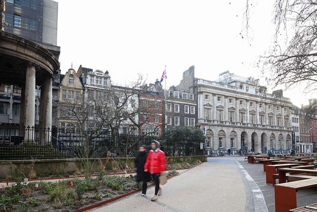 Gardens and footpaths now wrap around St Mary-le-Strand which used to be marooned on a traffic islan